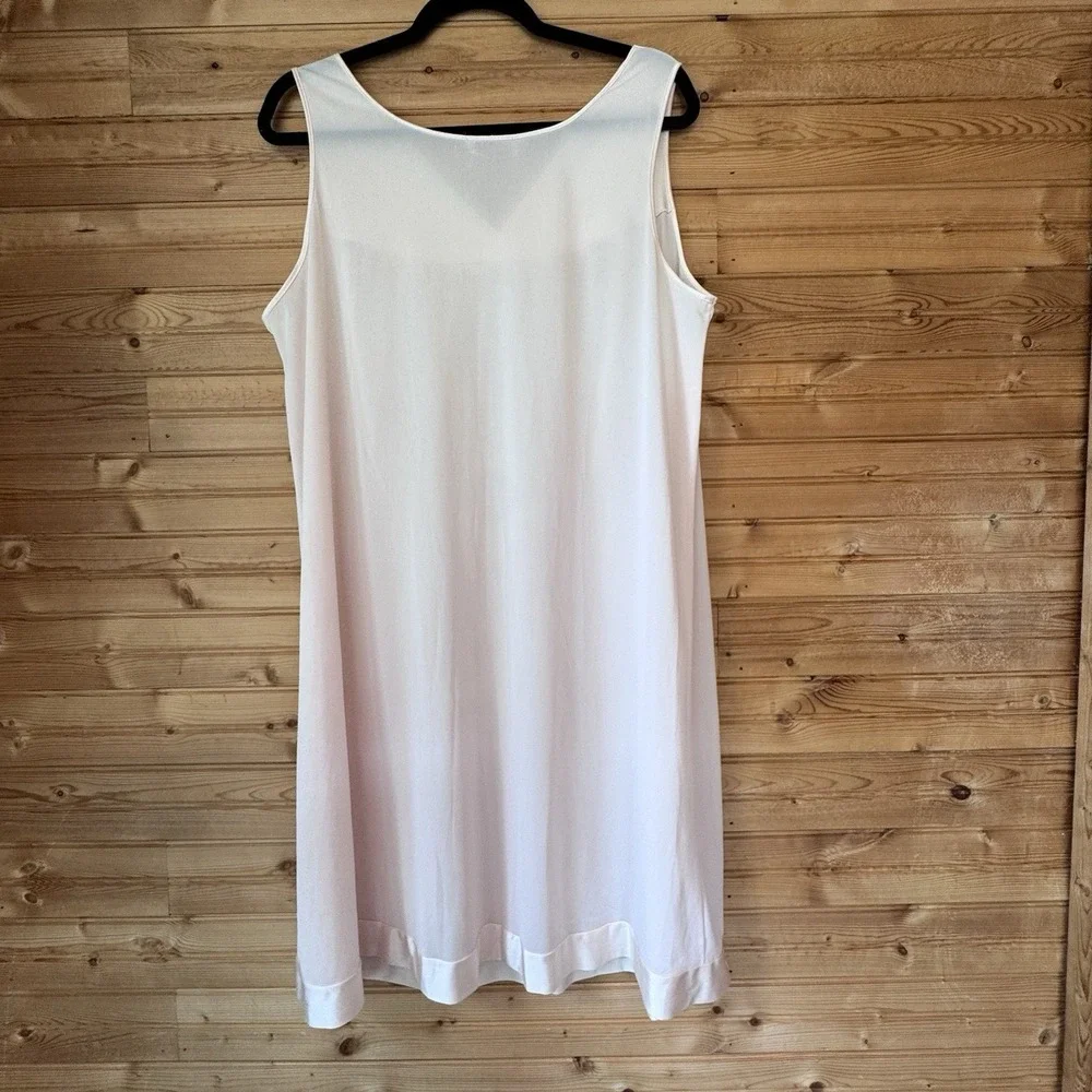VTG 80s Vanity Fair Nightgown Pale Pink XL Satin Sheath Feminine Grandma Cottage